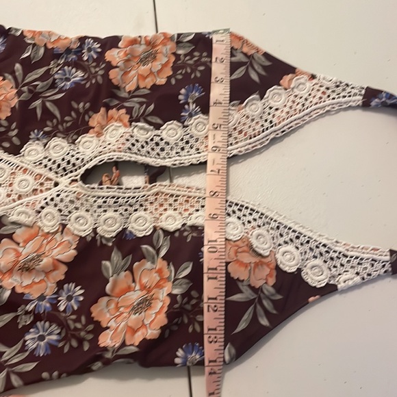 Kona Sol Swim Suit Large - Picture 3 of 11